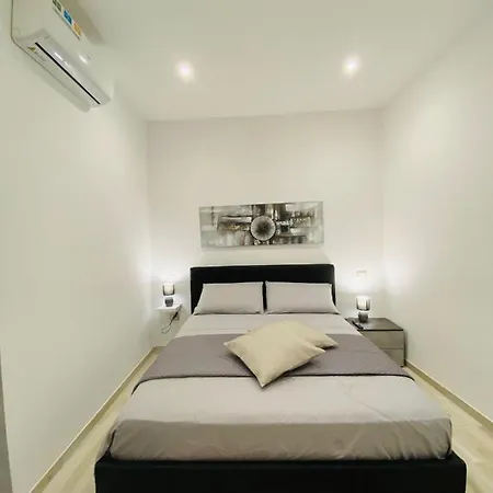 Nico's House * برينديسي